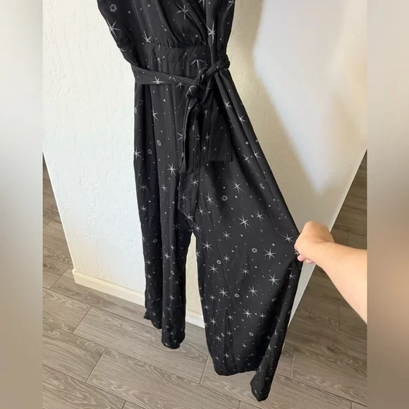 Star Wars|A Rogue One Black Star printed jumpsuit,wide leg & sleeveless•••Boho - Picture 6 of 11
